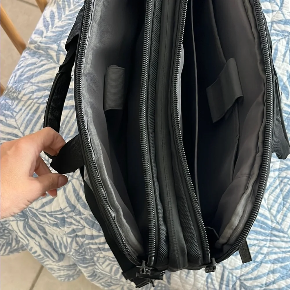 Black Leather Men's Briefcase